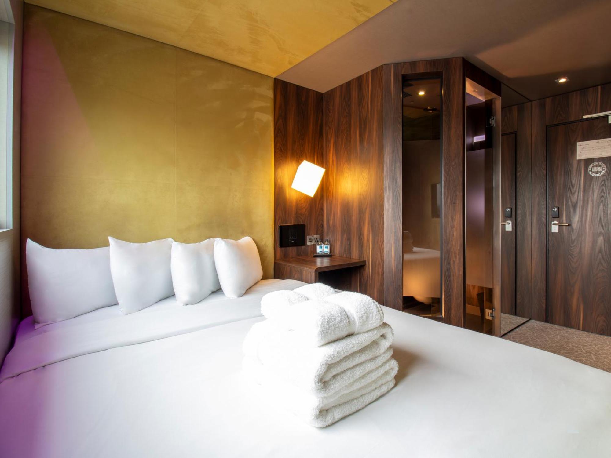 Bloc London Gatwick Airport