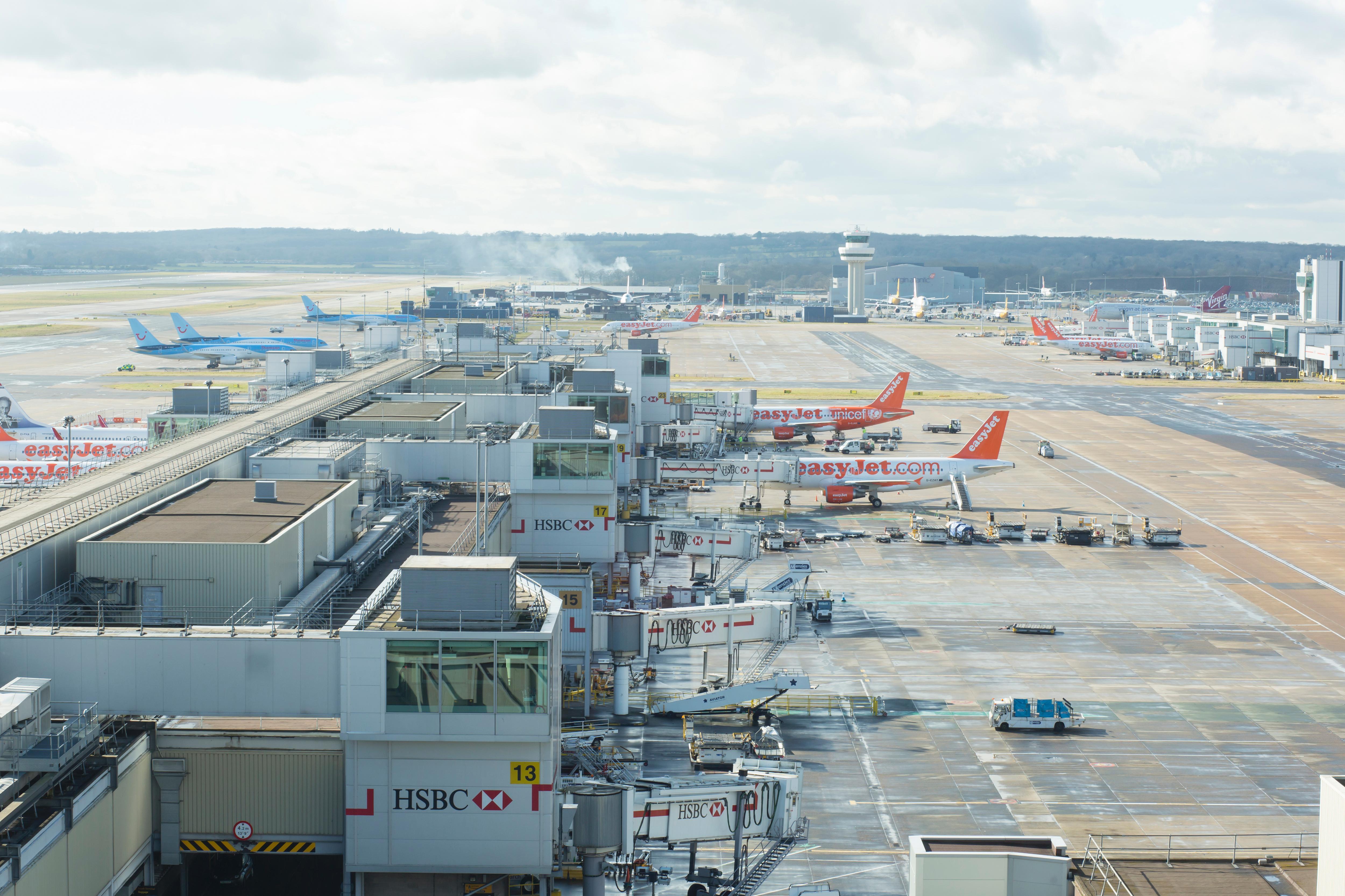 Bloc London Gatwick Airport Hotel 3*