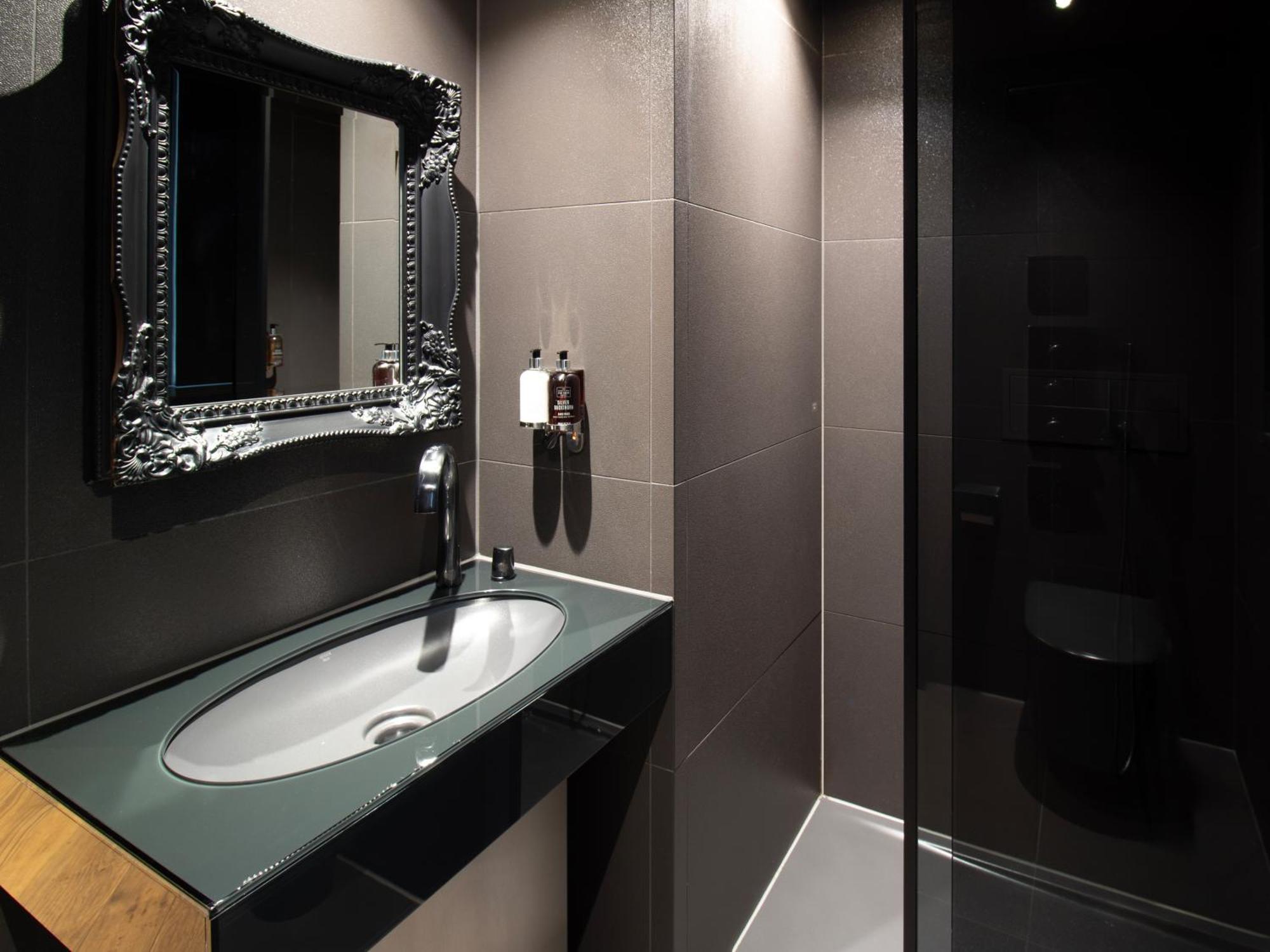 Bloc London Gatwick Airport Hotel Horley