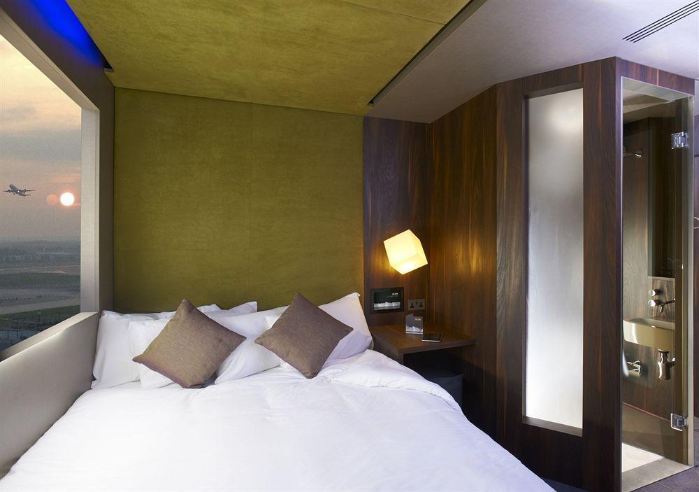 Bloc London Gatwick Airport 3* Horley
