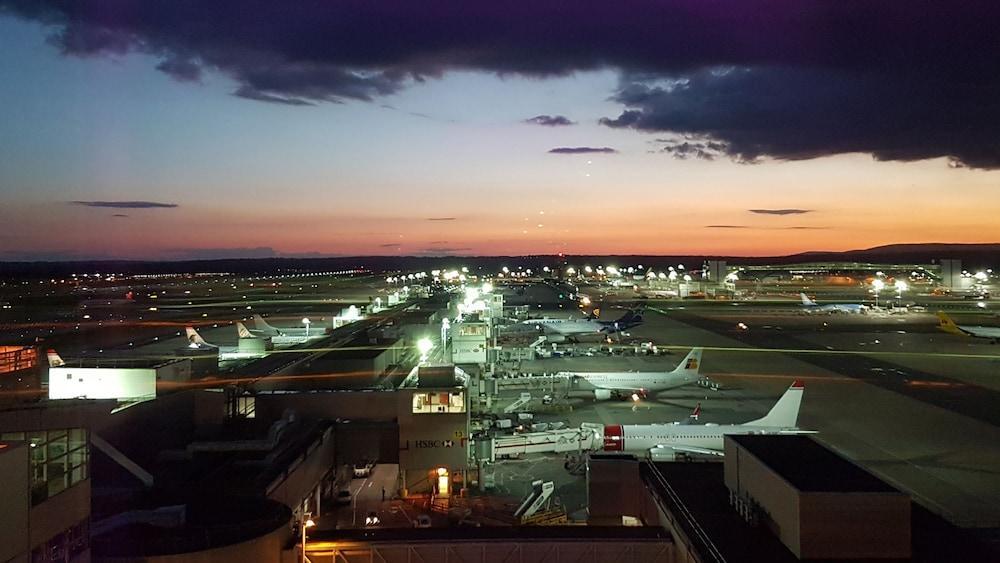 Bloc London Gatwick Airport Horley